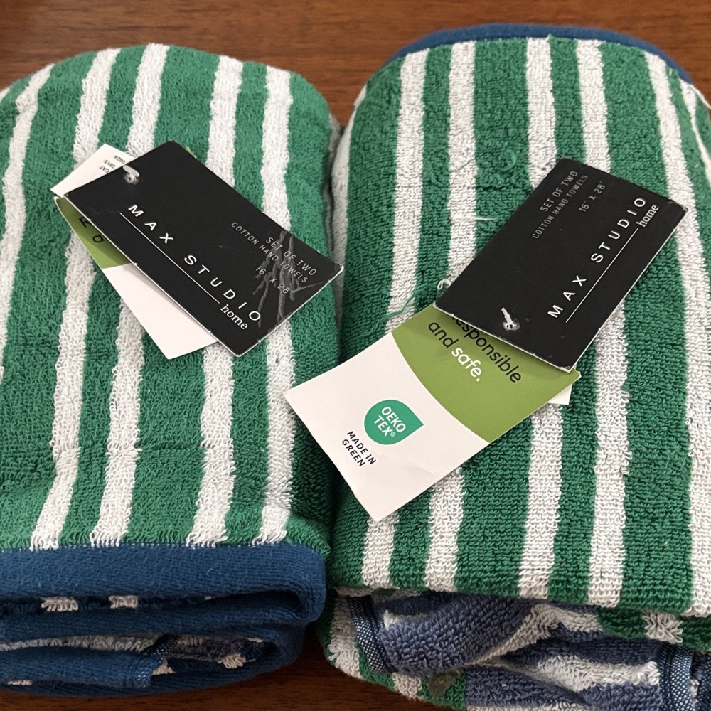 Max Studio  hand towels in Green and White